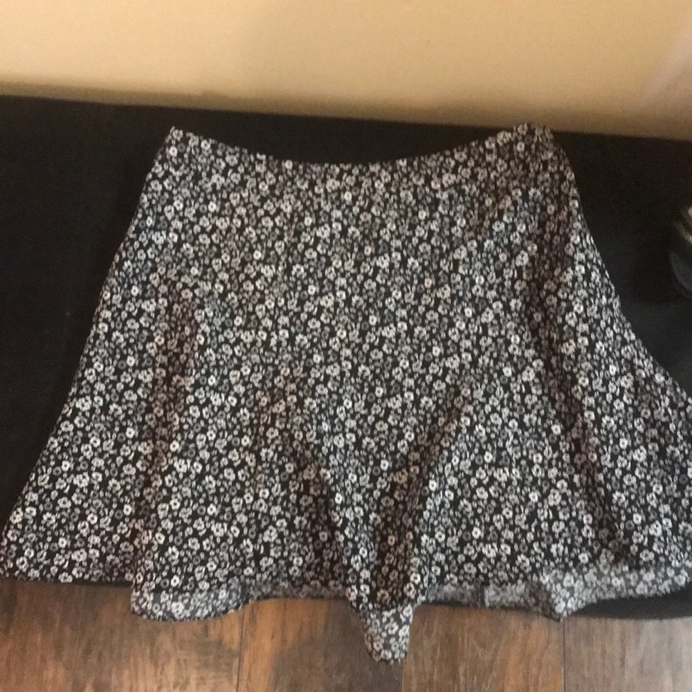 High waisted floral skirt